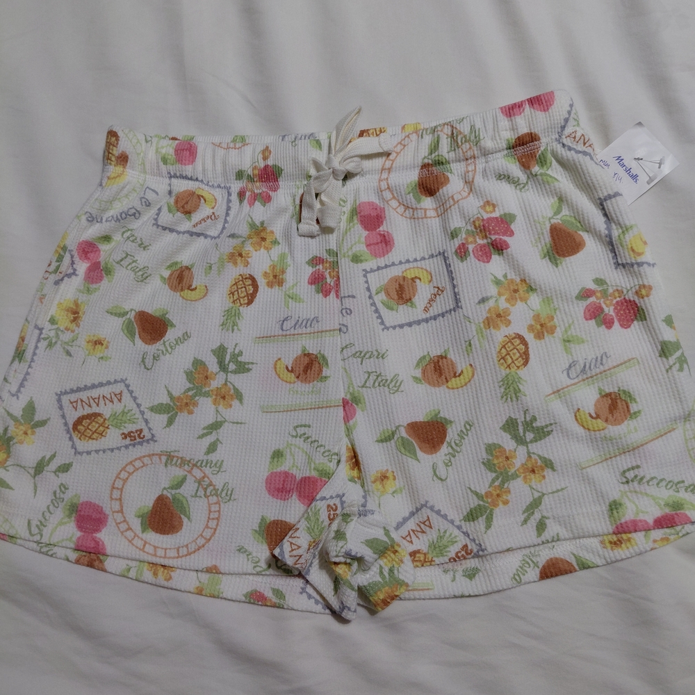 Pink Rose High Waist White Floral Print Shorts